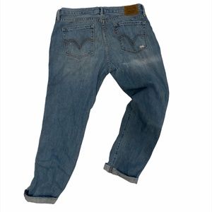 Levi's cuffed Boyfriend Slim distressed jeans